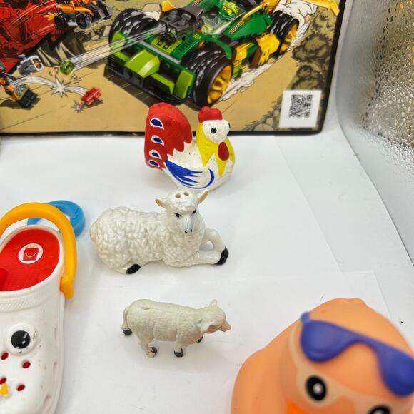 Vintage Junk Drawer Lot Random Mixed Trinkets Toys Mini Items - Picture 7 of 9